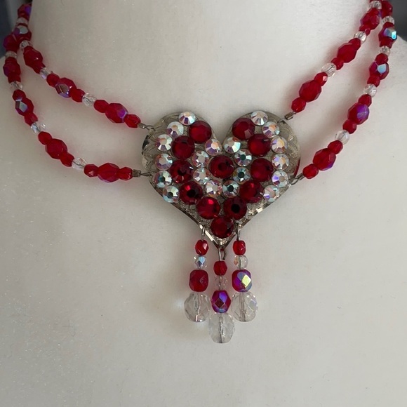 Vintage Heart AB Necklace - Picture 10 of 10